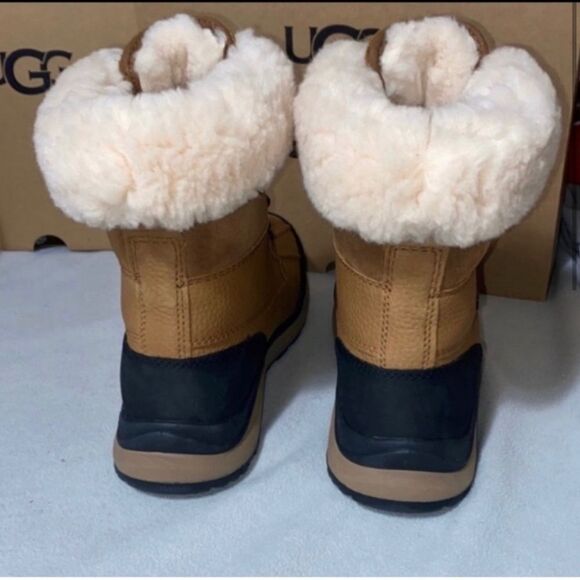 UGG ADIRONDACK III BOOT - Picture 3 of 5